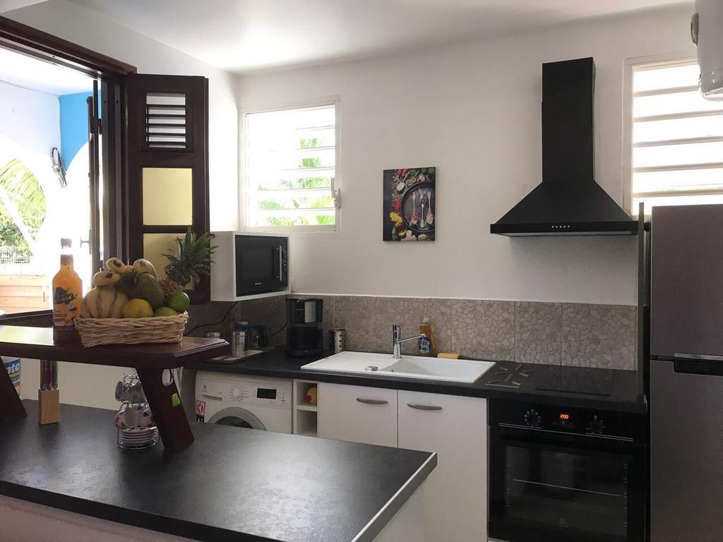 Location Guadeloupe Lägenhet Le Gosier  Exteriör bild