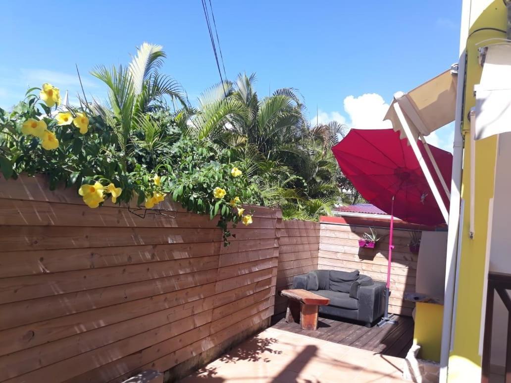 Location Guadeloupe Lägenhet Le Gosier  Exteriör bild
